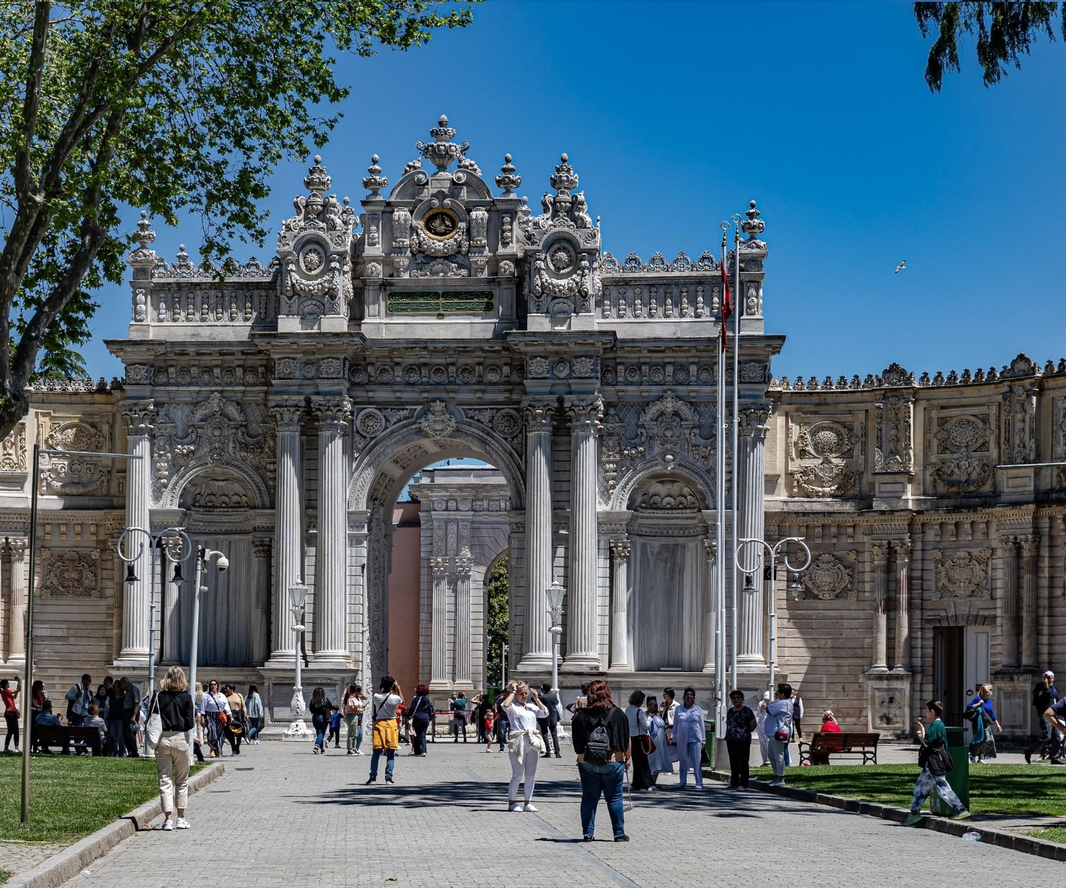 Dolmabahçe Sarayı